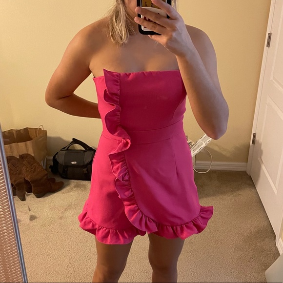 Lavish Pink Ruffle Strapless Romper - Picture 5 of 6